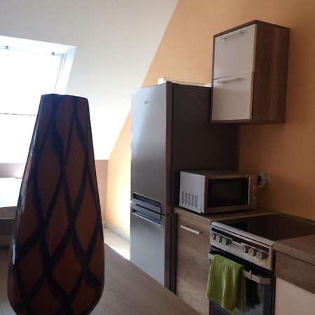Palank Apartman Mosonmagyaróvár Exterior foto