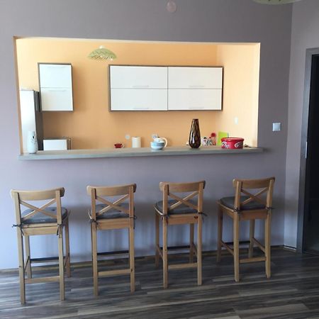 Palank Apartman Mosonmagyaróvár Exterior foto