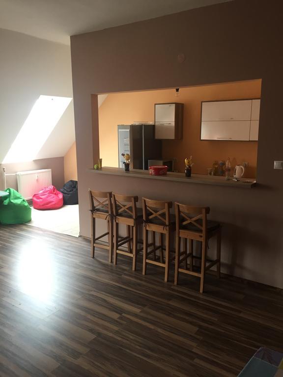 Palank Apartman Mosonmagyaróvár Exterior foto