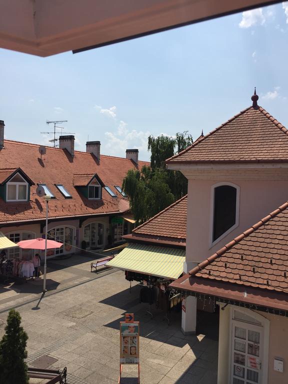 Palank Apartman Mosonmagyaróvár Exterior foto